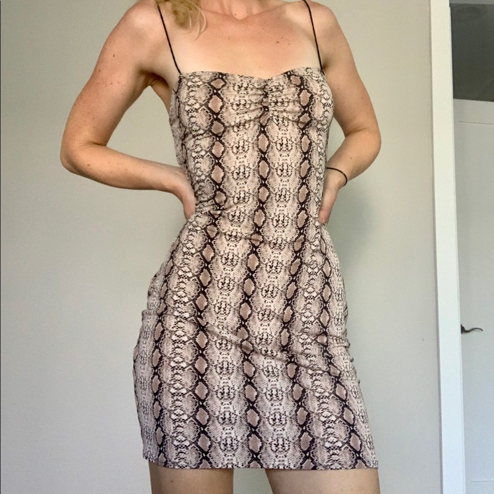Urban Outfitters Snake Print Mini Dress 🖤🐍
